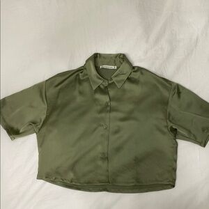 Abercrombie and Fitch 90s Cropped Boxy Satin Button-Up Shirt
